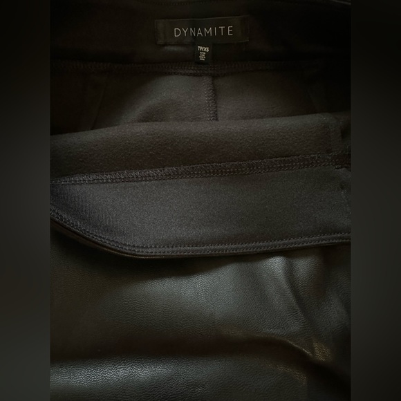 Dynamite Faux leather skirt - Picture 4 of 5
